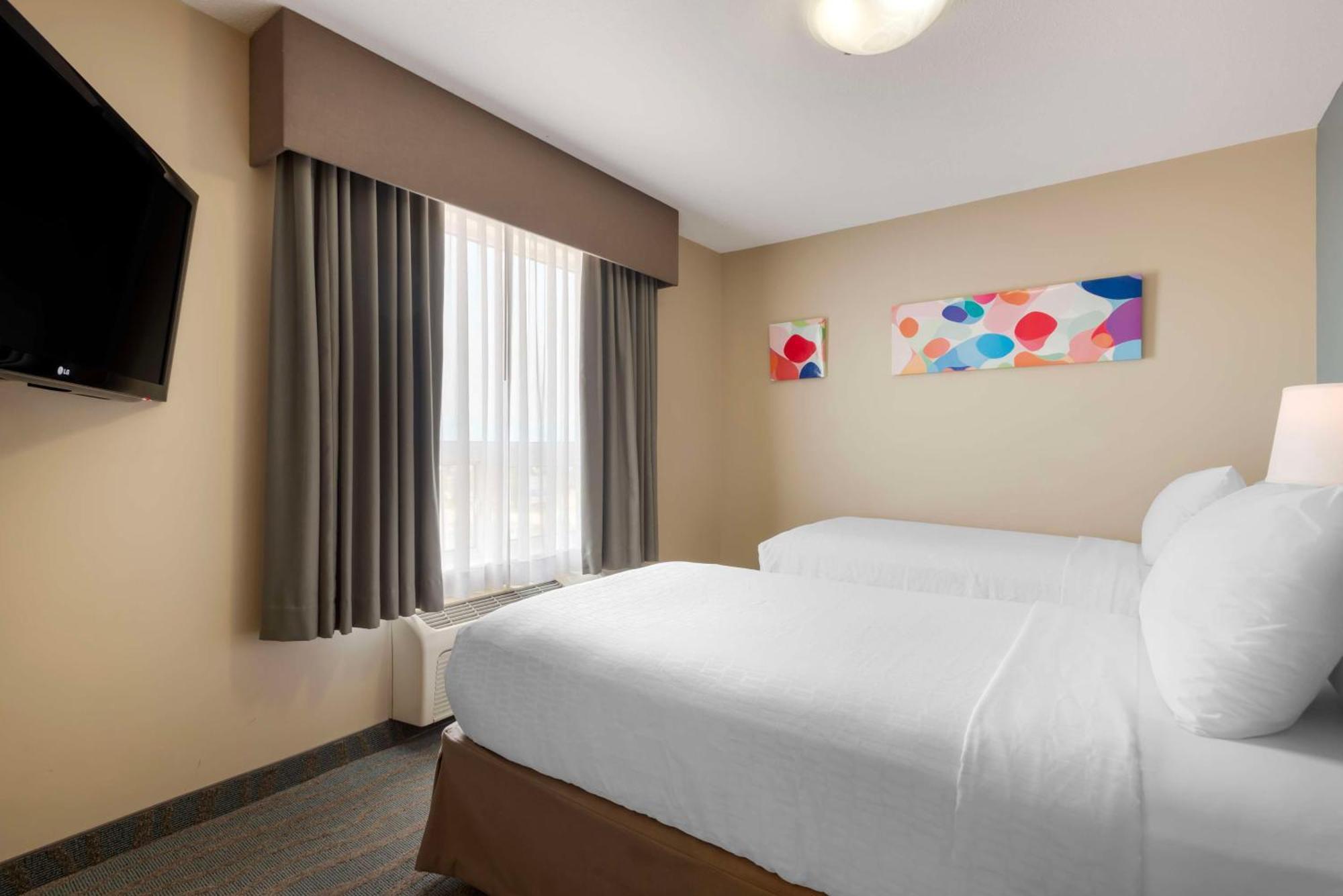 Best Western Rocky Mountain House Exterior photo